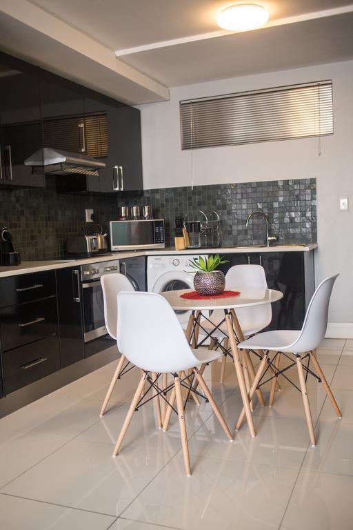 Apartment 64 At 77 On Independence Ave Windhoek Kültér fotó